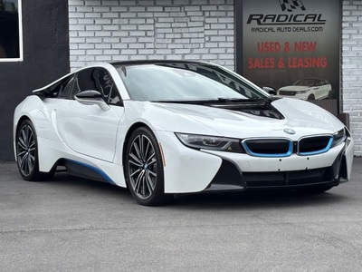 2019 BMW i8 PURE IMPULSE