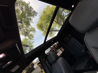 2025 Chevrolet Suburban RST 4WD