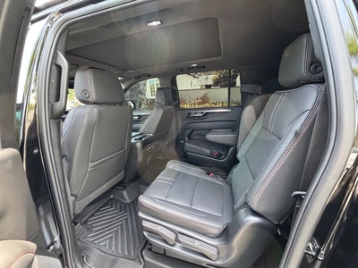 2025 Chevrolet Suburban RST 4WD
