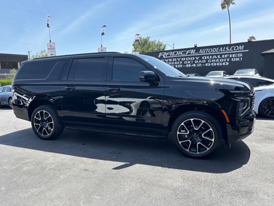 2025 Chevrolet Suburban RST 4WD