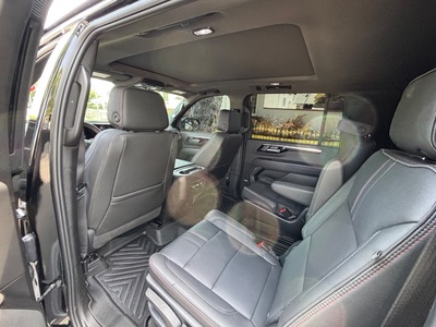 2025 Chevrolet Suburban RST 4WD