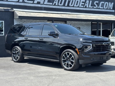 2025 Chevrolet Suburban RST 4WD