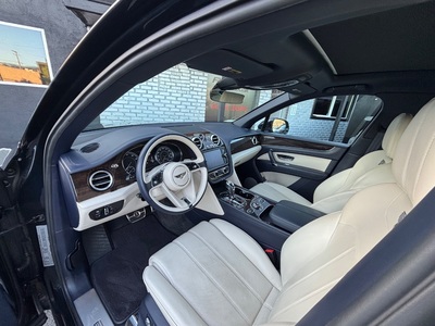 2019 Bentley Bentayga V8 AWD