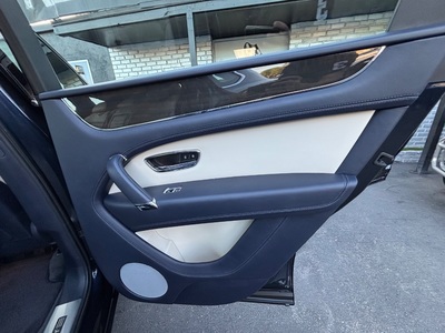 2019 Bentley Bentayga V8 AWD