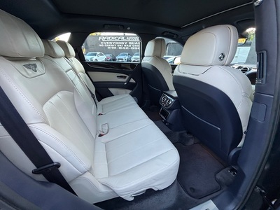 2019 Bentley Bentayga V8 AWD