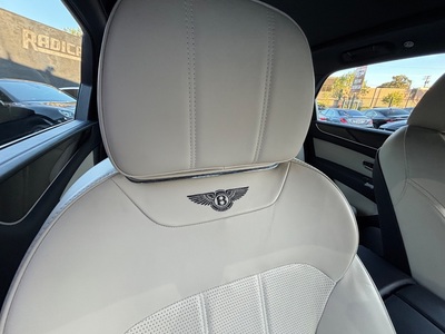 2019 Bentley Bentayga V8 AWD