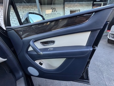 2019 Bentley Bentayga V8 AWD