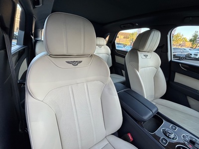2019 Bentley Bentayga V8 AWD