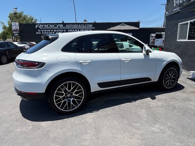 2019 Porsche Macan AWD