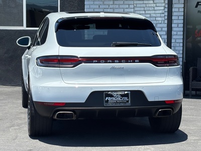 2019 Porsche Macan AWD