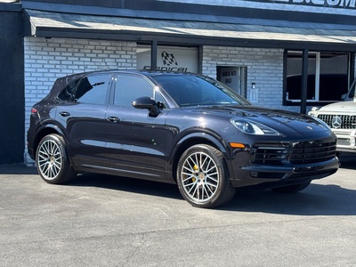 2019 Porsche Cayenne E-Hybrid AWD