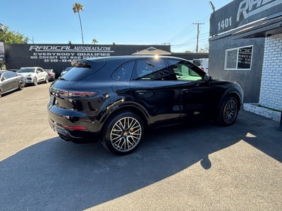 2019 Porsche Cayenne E-Hybrid AWD