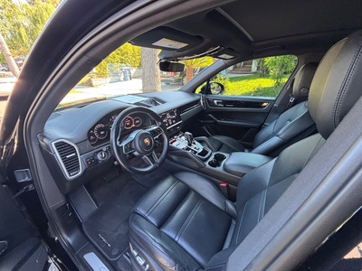2019 Porsche Cayenne E-Hybrid AWD