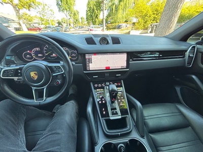 2019 Porsche Cayenne E-Hybrid AWD