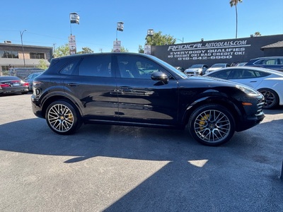 2019 Porsche Cayenne E-Hybrid AWD