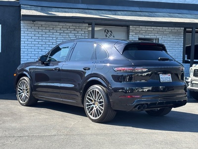 2019 Porsche Cayenne E-Hybrid AWD