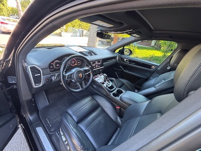 2019 Porsche Cayenne E-Hybrid AWD