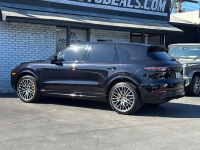 2019 Porsche Cayenne E-Hybrid AWD