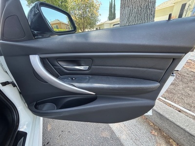 2013 BMW 3 Series 335i M Sport Sedan RWD