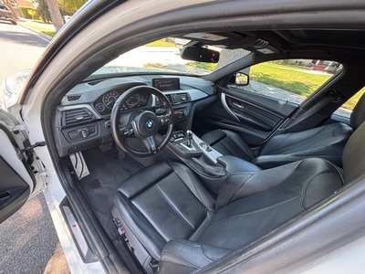 2013 BMW 3 Series 335i M Sport Sedan RWD