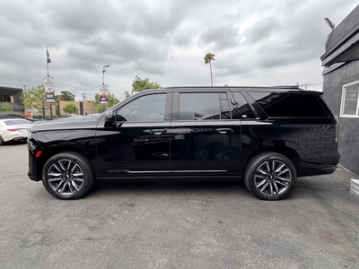 2022 Cadillac Escalade ESV Sport Platinum 4WD