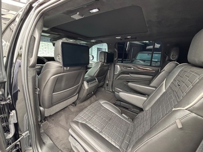 2022 Cadillac Escalade ESV Sport Platinum 4WD