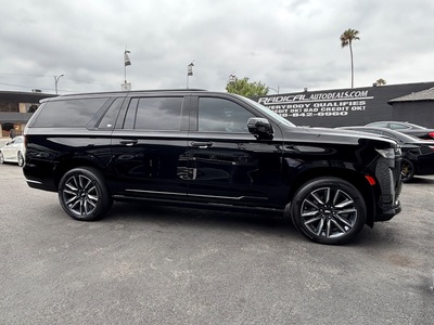 2022 Cadillac Escalade ESV Sport Platinum 4WD