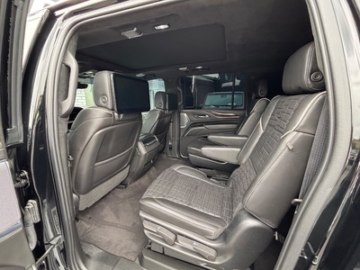 2022 Cadillac Escalade ESV Sport Platinum 4WD