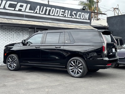 2022 Cadillac Escalade ESV Sport Platinum 4WD