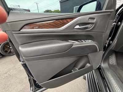 2022 Cadillac Escalade ESV Sport Platinum 4WD