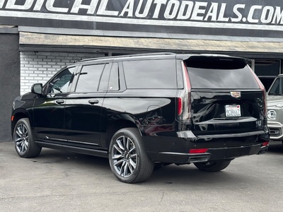 2022 Cadillac Escalade ESV Sport Platinum 4WD