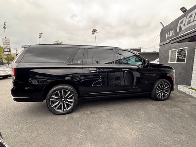2022 Cadillac Escalade ESV Sport Platinum 4WD
