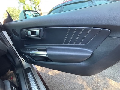 2018 Ford Mustang GT Premium Coupe RWD