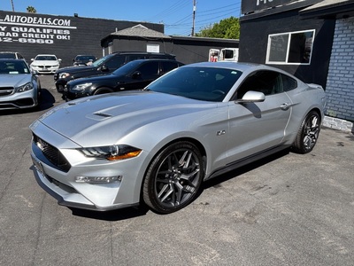 2018 Ford Mustang GT Premium Coupe RWD
