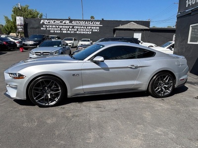 2018 Ford Mustang GT Premium Coupe RWD