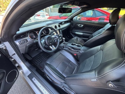 2018 Ford Mustang GT Premium Coupe RWD