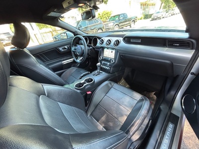 2018 Ford Mustang GT Premium Coupe RWD