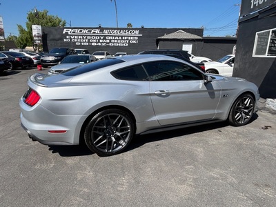 2018 Ford Mustang GT Premium Coupe RWD