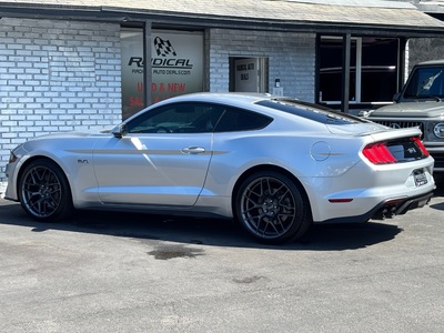 2018 Ford Mustang GT Premium Coupe RWD
