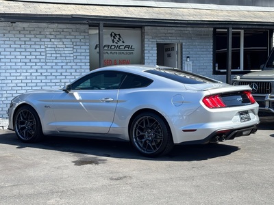 2018 Ford Mustang GT Premium Coupe RWD