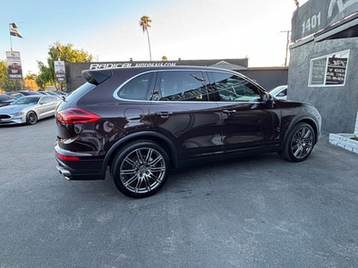 2016 Porsche Cayenne S AWD
