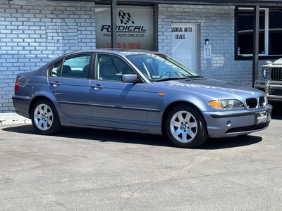 2002 BMW 3 Series 325i Sedan RWD