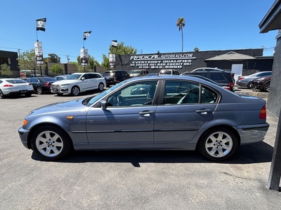 2002 BMW 3 Series 325i Sedan RWD