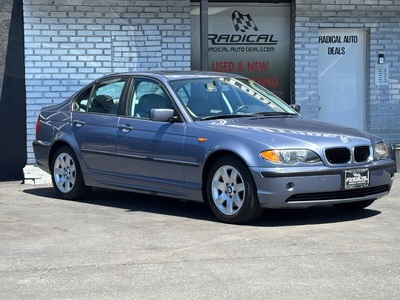 2002 BMW 3 Series 325i Sedan RWD