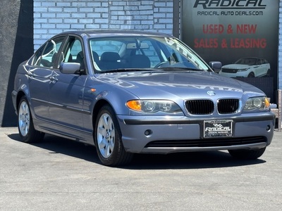 2002 BMW 3 Series 325i Sedan RWD