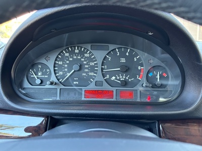2002 BMW 3 Series 325i Sedan RWD