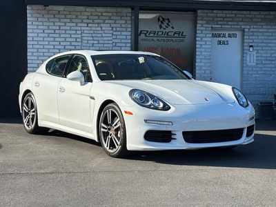 2015 Porsche Panamera S AWD