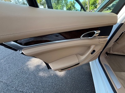 2015 Porsche Panamera S AWD