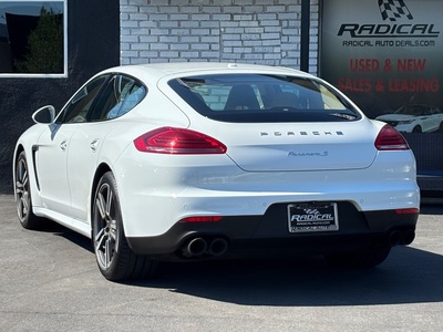 2015 Porsche Panamera S AWD