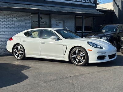 2015 Porsche Panamera S AWD